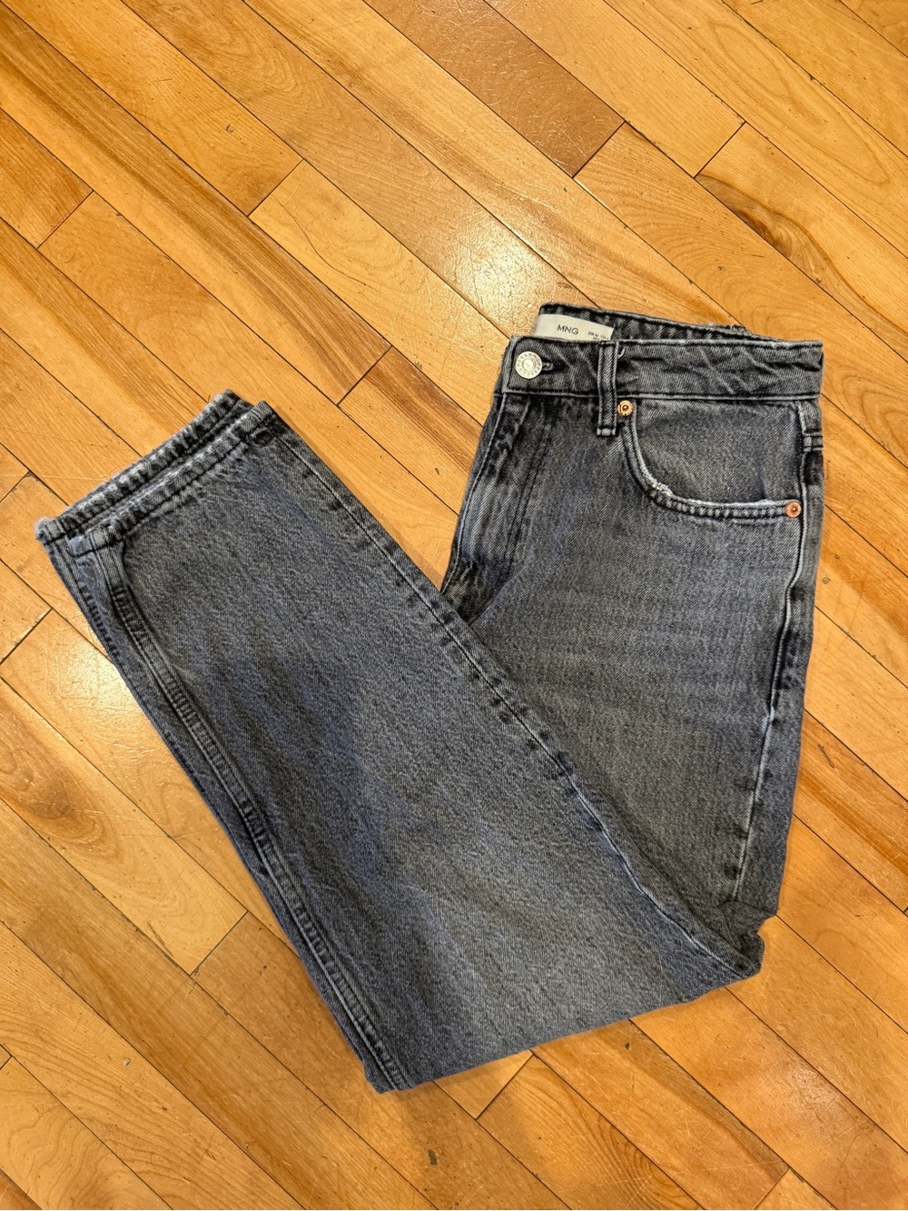 Mom Jean in Washed Black - MNG